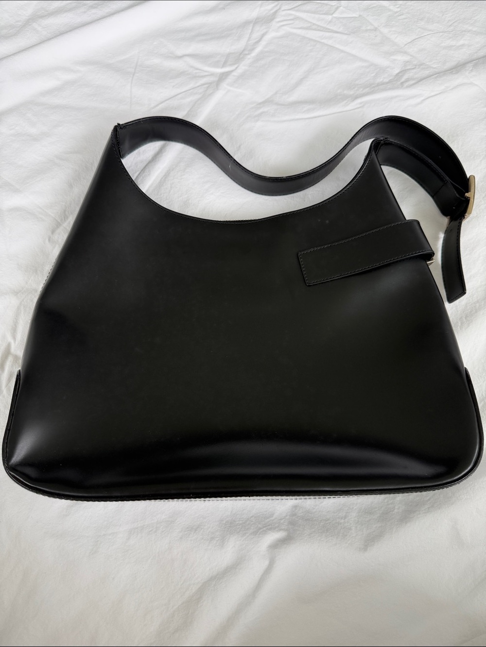 Salvatore Ferragamo Black Leather Shoulder Hobo with Signature Turnlock - Picture 2 of 4